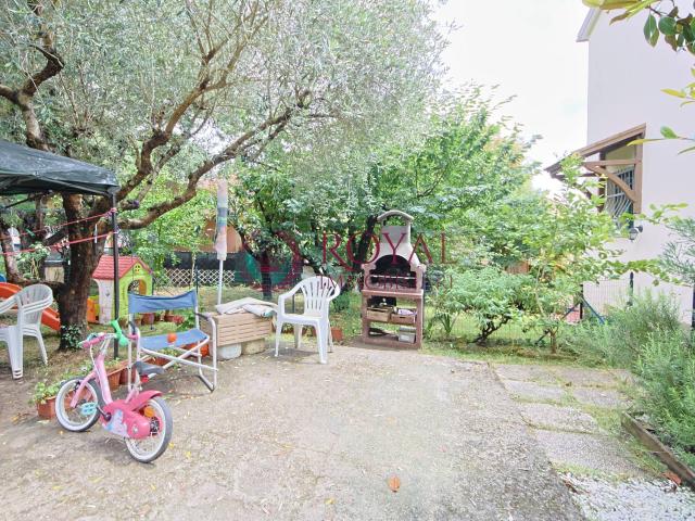 Appartamento in vendita a Collesalvetti, Toscana