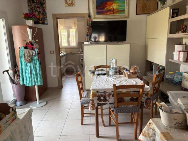 Appartamento in vendita a Collesalvetti, Toscana