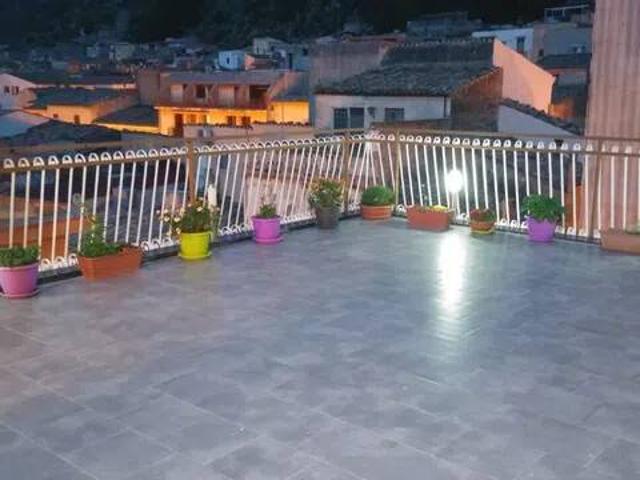 Appartamento in vendita a Collesano, Palermo