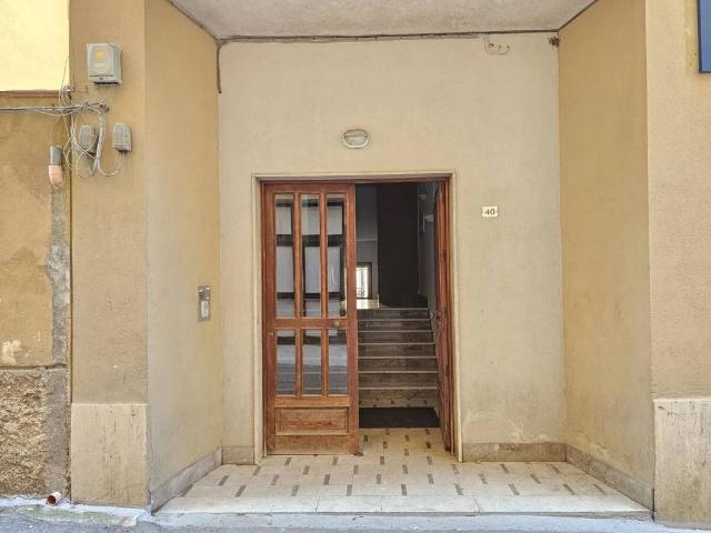 Appartamento in vendita a Collesano, Sicilia
