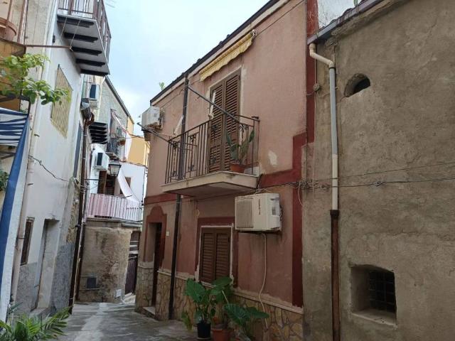 Appartamento in vendita a Collesano, Palermo