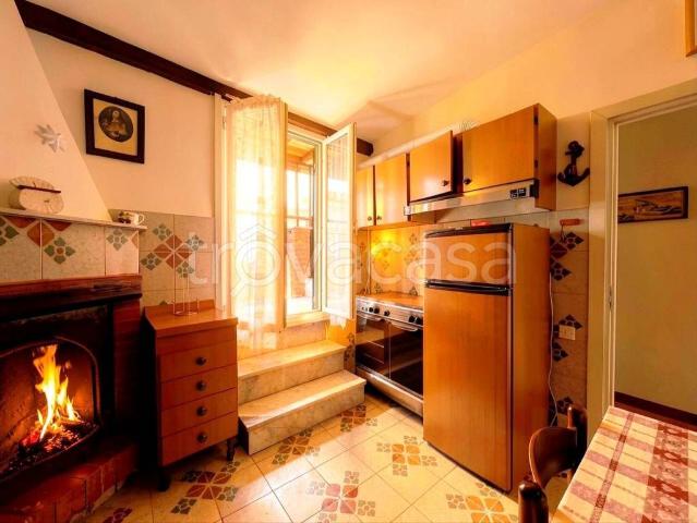 Appartamento in vendita a Collevecchio, Lazio