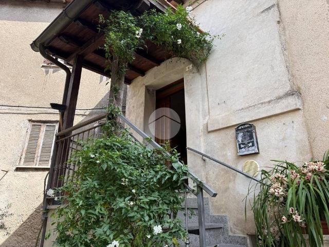 Appartamento in vendita a Collevecchio, Lazio