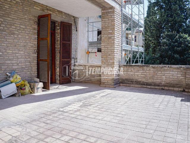 Appartamento in vendita a Colli al Metauro, Marche