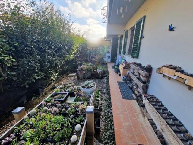 Appartamento in vendita a Signa, Toscana
