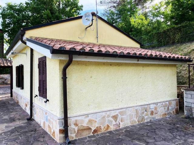 Appartamento in vendita a Colli Sul Velino, Lazio