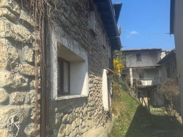 Appartamento in vendita a Colli Verdi, Bozzola