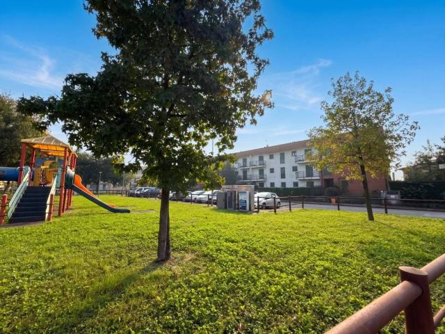 Appartamento in vendita a Cologno Al Serio, Lombardia