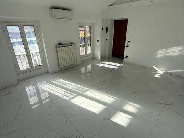 Appartamento in vendita a Cologno Monzese, Lombardia