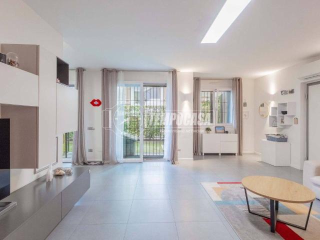 Appartamento in vendita a Cascina Campagnazza, Cologno Monzese
