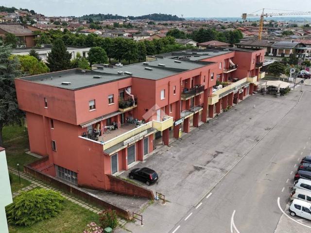 Appartamento in vendita a Colognola Ai Colli, Veneto