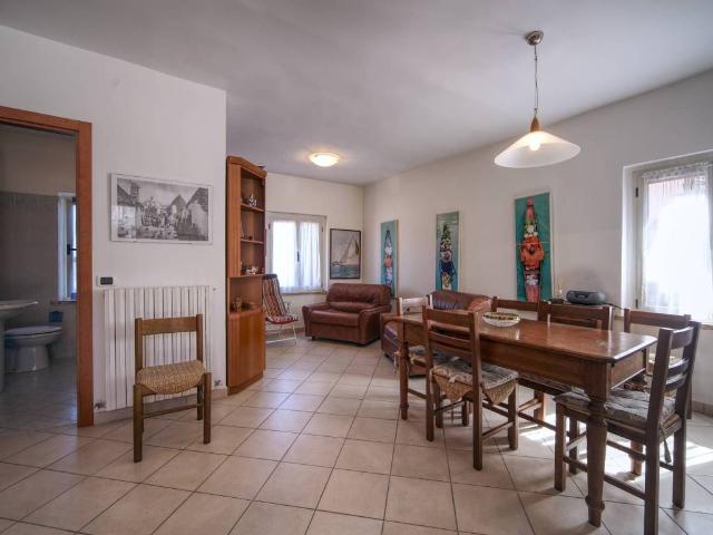Appartamento in vendita a Colonnella, Teramo