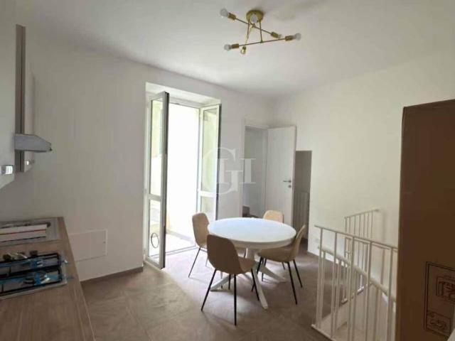 Appartamento in vendita a Colonno, Lombardia