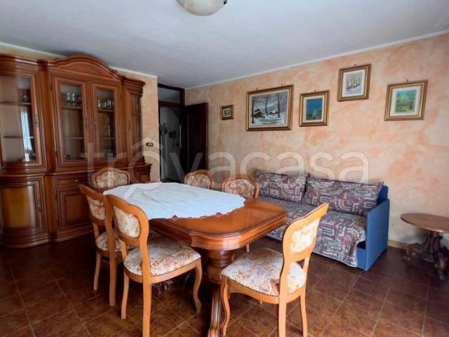 Appartamento in vendita a Colorina, Lombardia