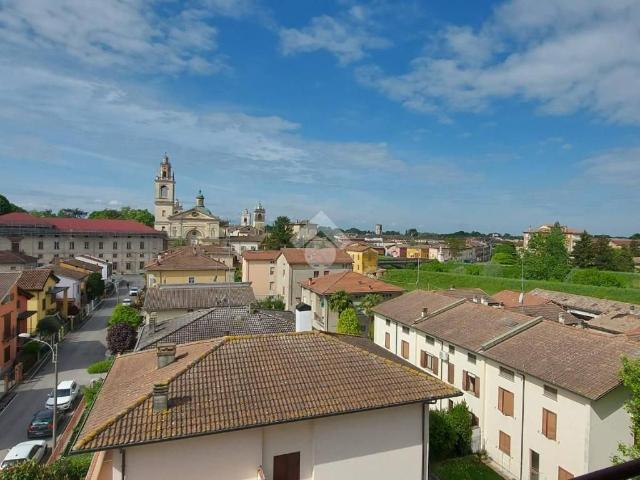 Appartamento in vendita a Colorno, Reggio Emilia