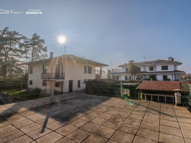 Appartamento in vendita a Colturano, Lombardia