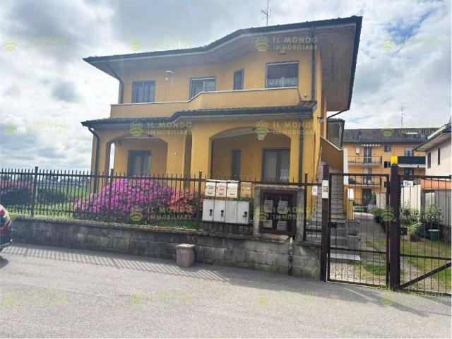 Appartamento in vendita a Colturano, Lombardia