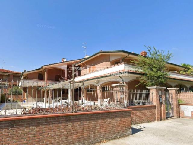 Villa Indipendente in vendita a Comacchio, Reggio Emilia