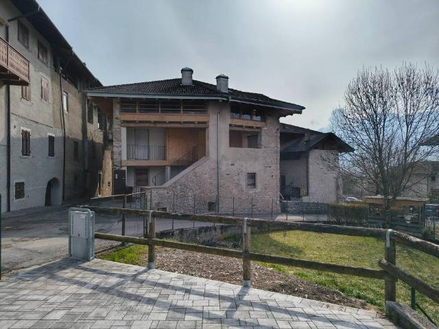 Appartamento in vendita a Comunità delle Giudicarie, Comano