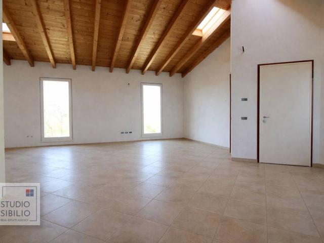 Appartamento in vendita a Commessaggio, Lombardia