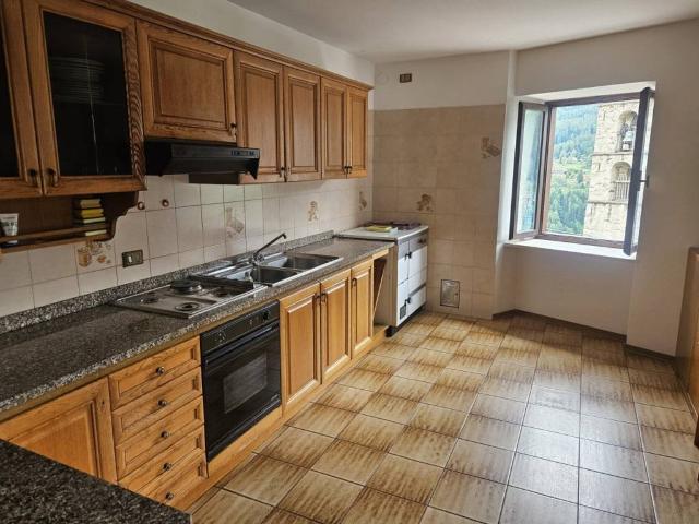 Appartamento in vendita a Almazzago, Commezzadura