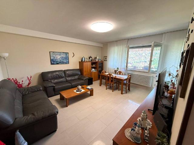 Appartamento in vendita a Sagnino, Como