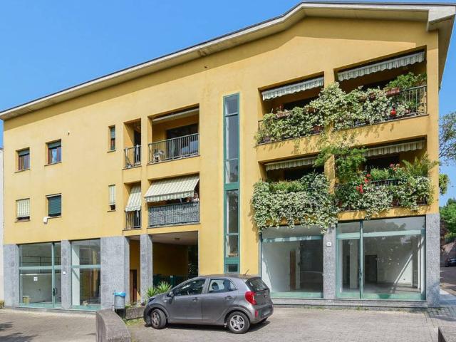 Appartamento in vendita a Como, Lombardia