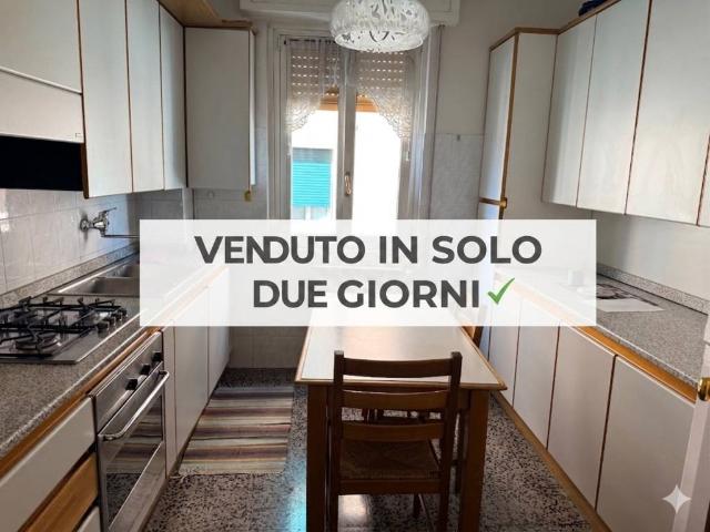 Appartamento in vendita a Como, Lombardia