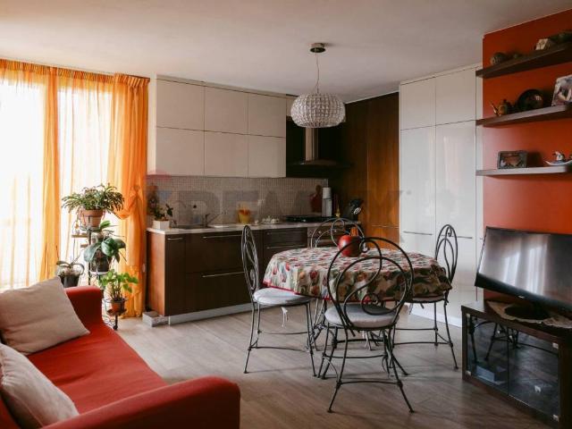 Appartamento in vendita a Como, Lombardia
