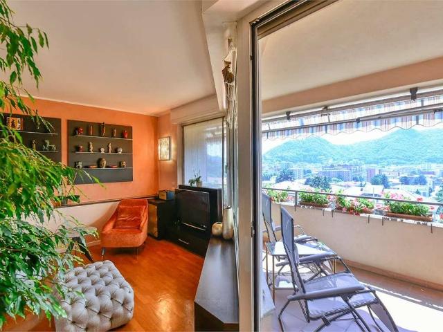 Appartamento in vendita a San Martino, Como