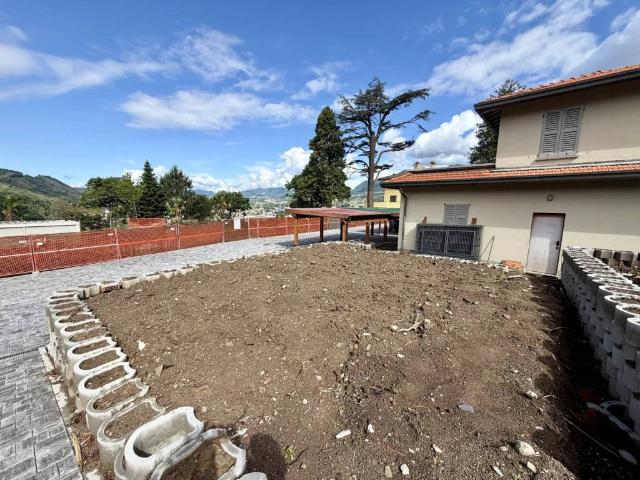 Appartamento in vendita a Sagnino, Como