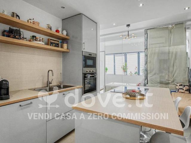 Appartamento in vendita a Como, Lombardia