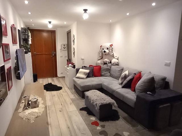 Appartamento in vendita a Como, Lombardia