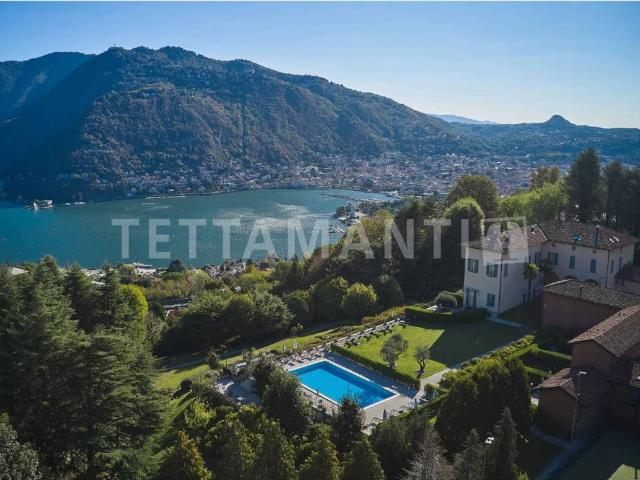 Appartamento in vendita a Cardano, Como