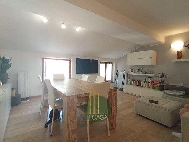 Appartamento in vendita a Como