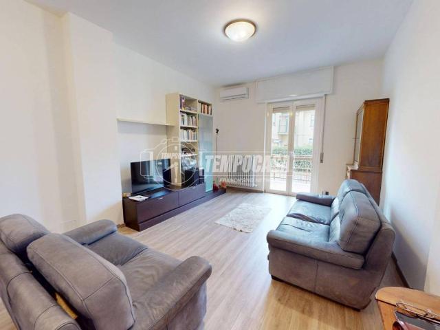 Appartamento in vendita a Como, Lombardia