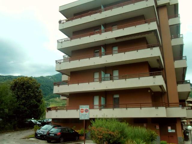 Appartamento in vendita a Sagnino, Como
