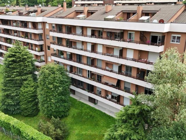 Appartamento in vendita a Como, Lombardia