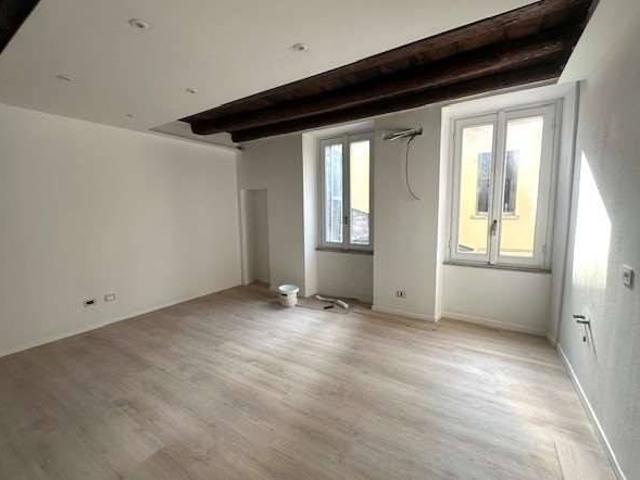 Appartamento in vendita a Sant'Abbondio, Como