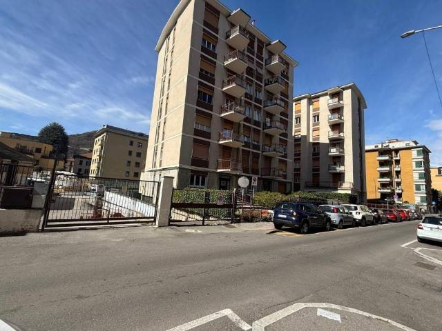 Appartamento in vendita a Caserme, Como