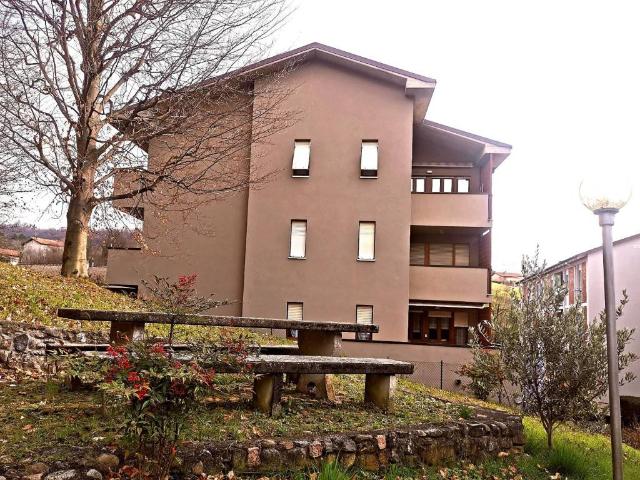 Appartamento in vendita a Como, Lombardia