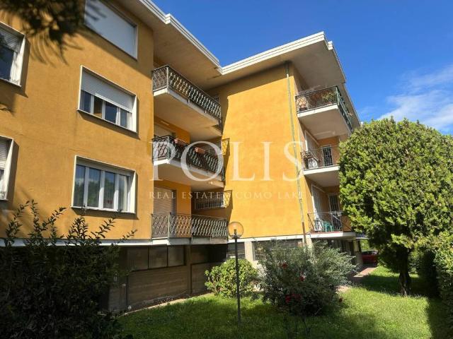 Appartamento in vendita a Muggiò, Como