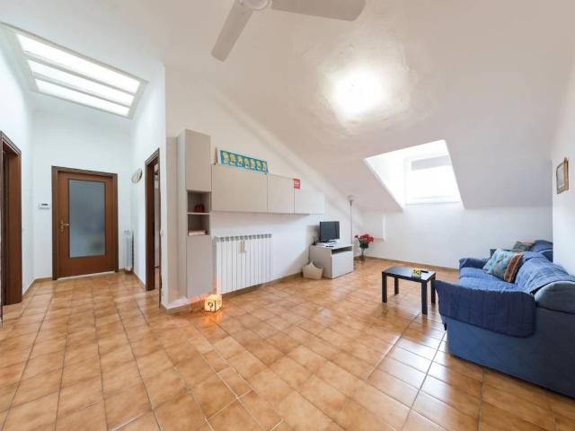 Appartamento in vendita a San Rocco, Como