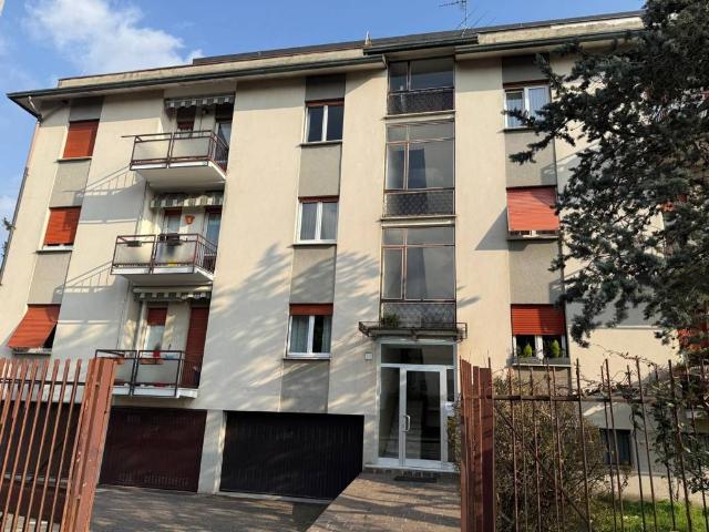 Appartamento in vendita a Como, Lombardia