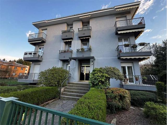 Appartamento in vendita a Como, Lombardia