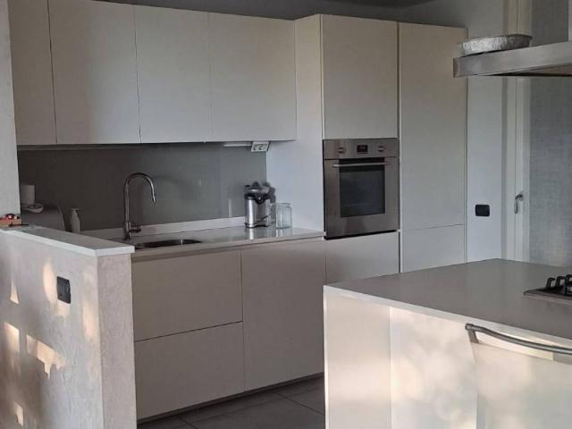 Appartamento in vendita a Como