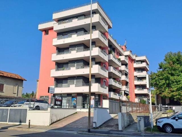 Appartamento in vendita a Rebbio, Como