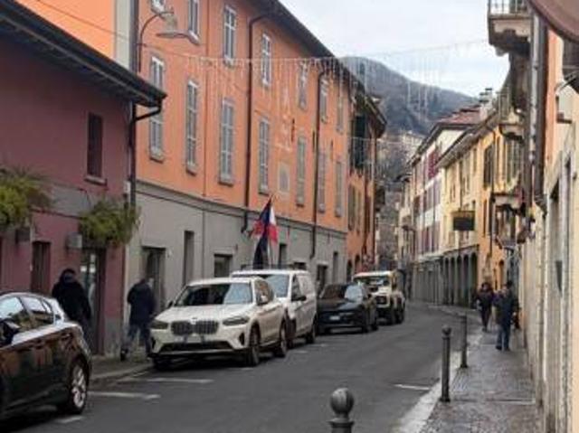 Appartamento in vendita a Borgovico, Como