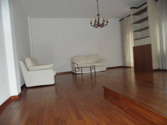 Appartamento in vendita a Garzola, Como