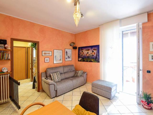 Appartamento in vendita a Como, Lombardia